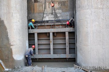 灵台专业深耕喷漆翻新领域